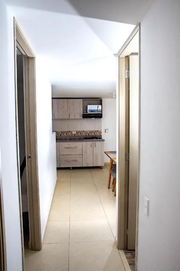 13 Trece Aparta Hotel Медельин